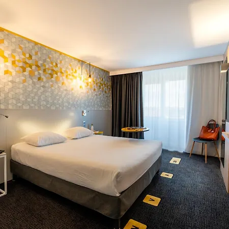 Ibis Styles Nord 푸아티에