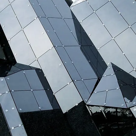 Ibis Styles Nord Hotel 3*